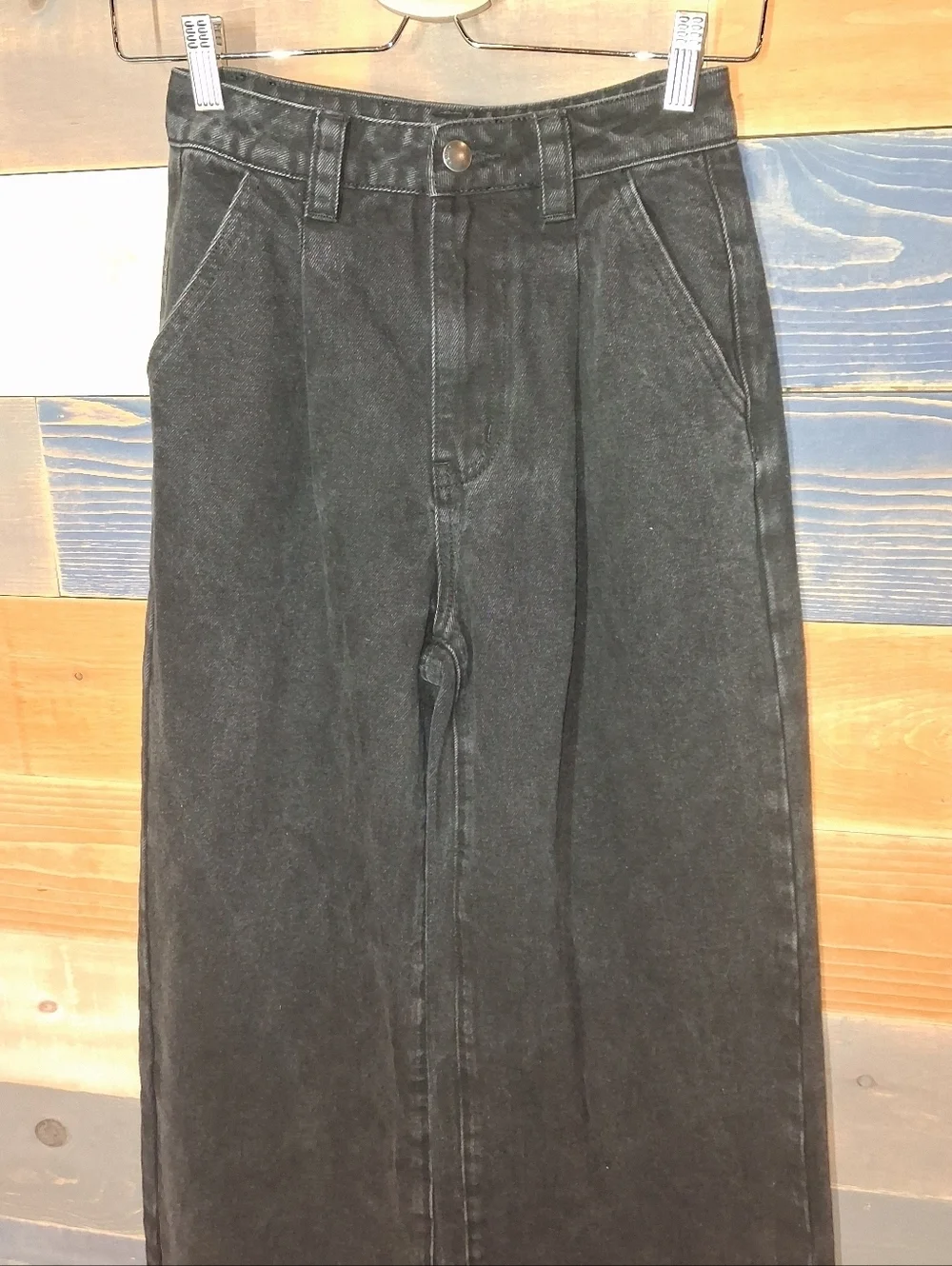 Cider High-Waisted Wide Leg Pleated Jean Black XXS